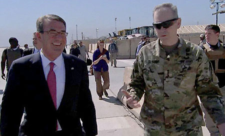 ashton carter llega a bagdad Carter llega a Irak por sorpresa para evaluar la ofensiva en Mosul